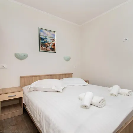 Superba Appartement Brodarica (Sibenik-Knin)