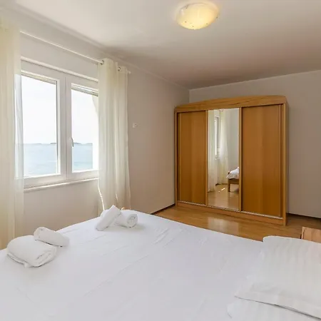 Superba Appartement Brodarica (Sibenik-Knin)